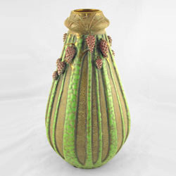 amphora dachsel pine cone